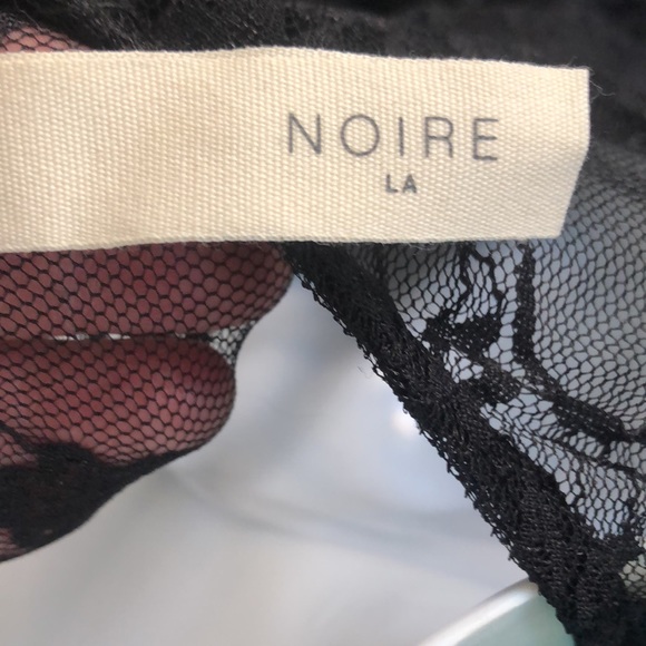 Black lace dress-zips all the way up! - Picture 8 of 8